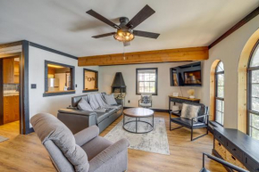 Lakefront Grove Retreat Private Boat Slip and Dock!